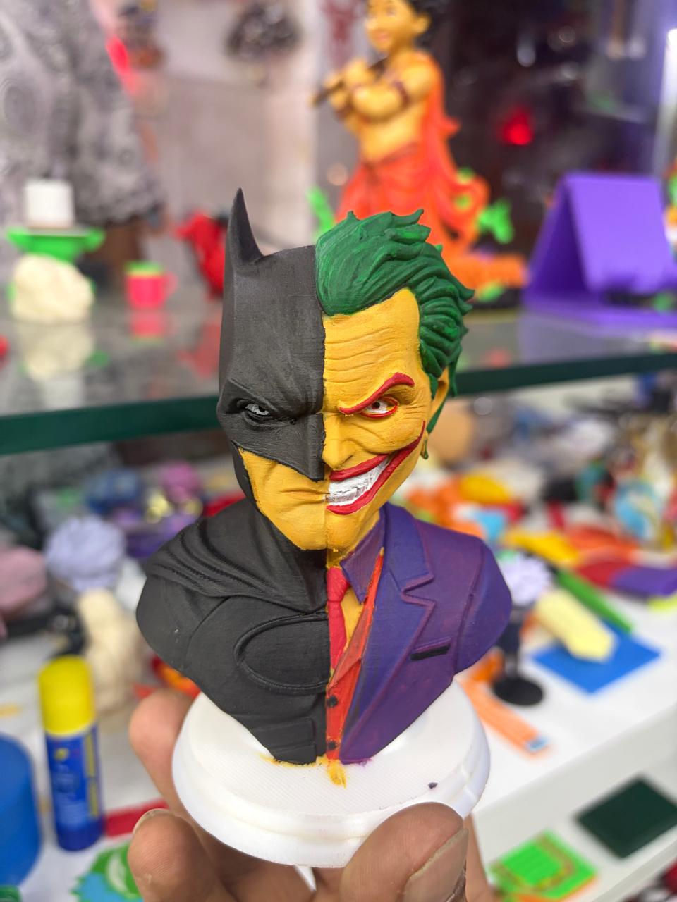 Batman x Joker Split Face Collectible Bust